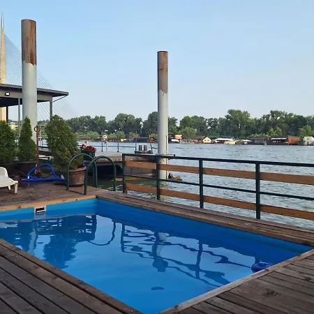 Villa Splav Kalivarija *