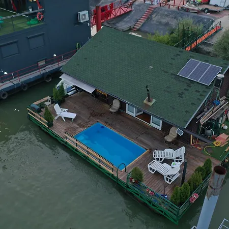 빌라 Splav Na Savi Kalivarija 베오그라드