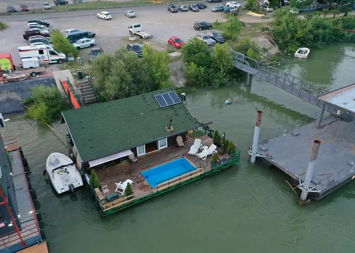 Splav Na Savi Kalivarija * Belgrad