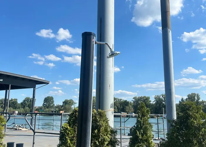 Splav Na Savi Kalivarija 빌라 *