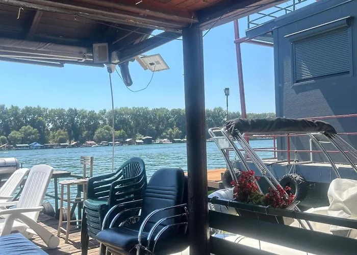 빌라 Splav Na Savi Kalivarija 베오그라드