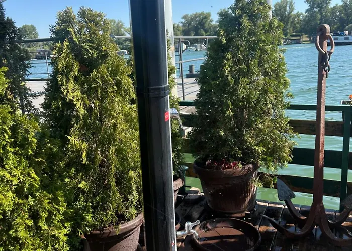 Willa Splav Na Savi Kalivarija