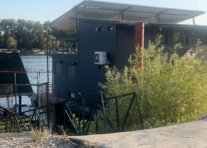 Willa Splav Na Savi Kalivarija *