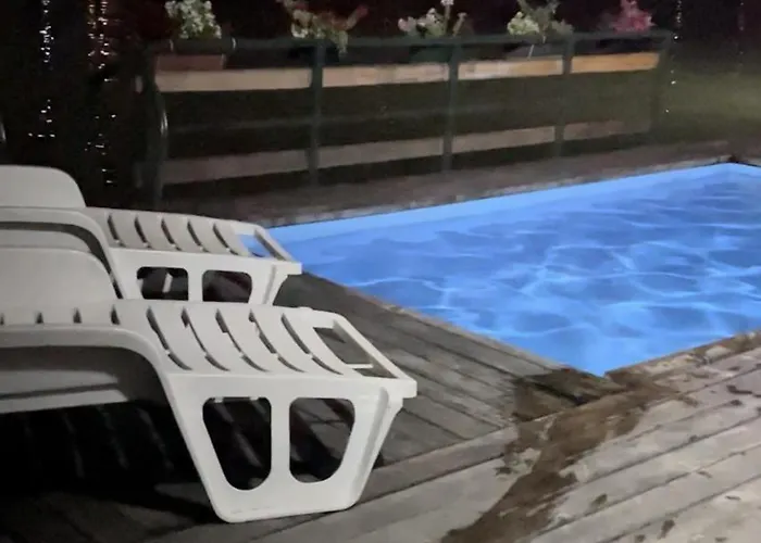 Splav Na Savi Kalivarija Willa Belgrad