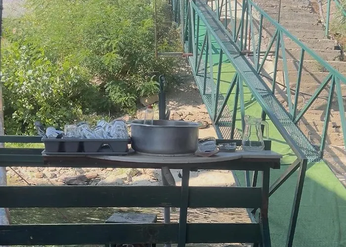 빌라 Splav Na Savi Kalivarija *